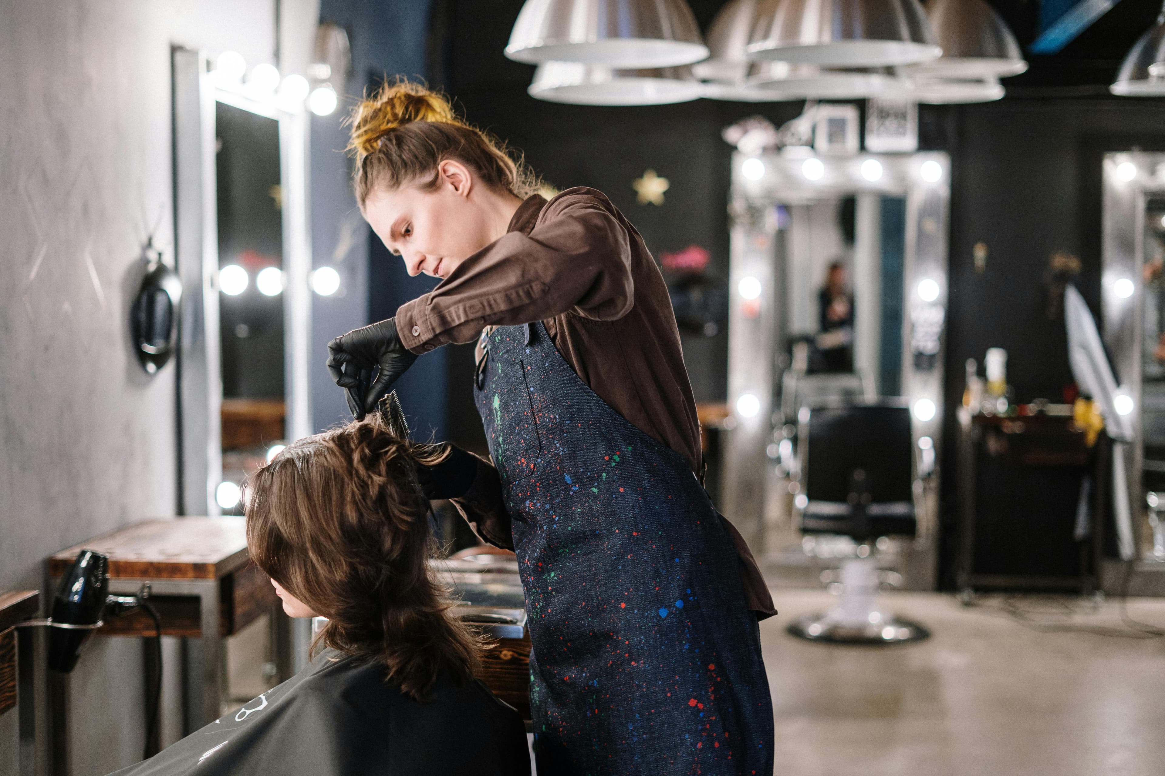 kapper basel ✂ — Dameskapper in Vreewijk