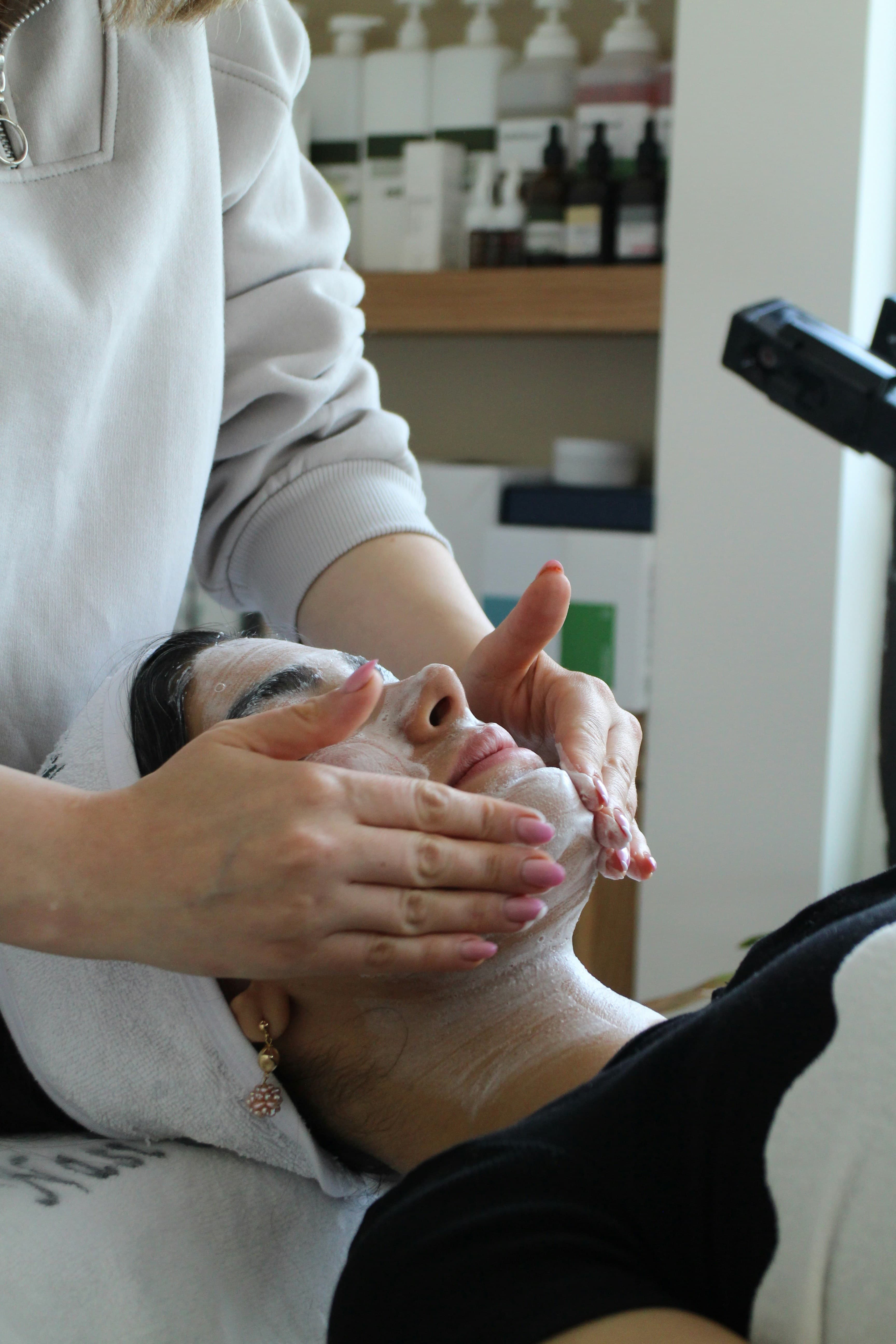 Infy Beauty — Schoonheidssalon in Julianapark en omgeving