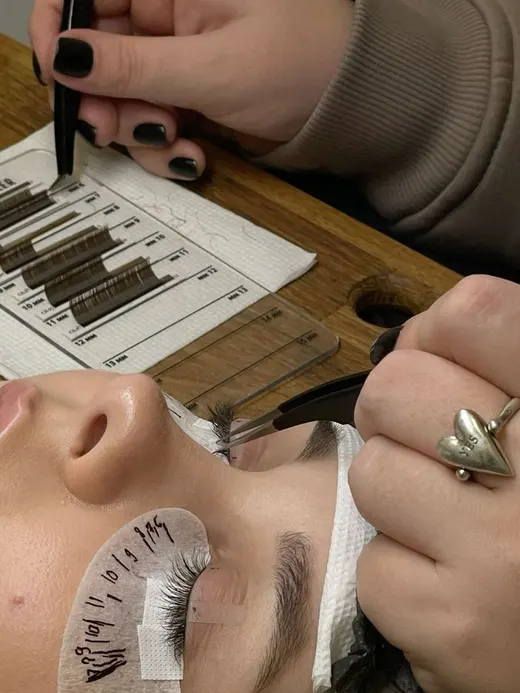 A lash lift, close up